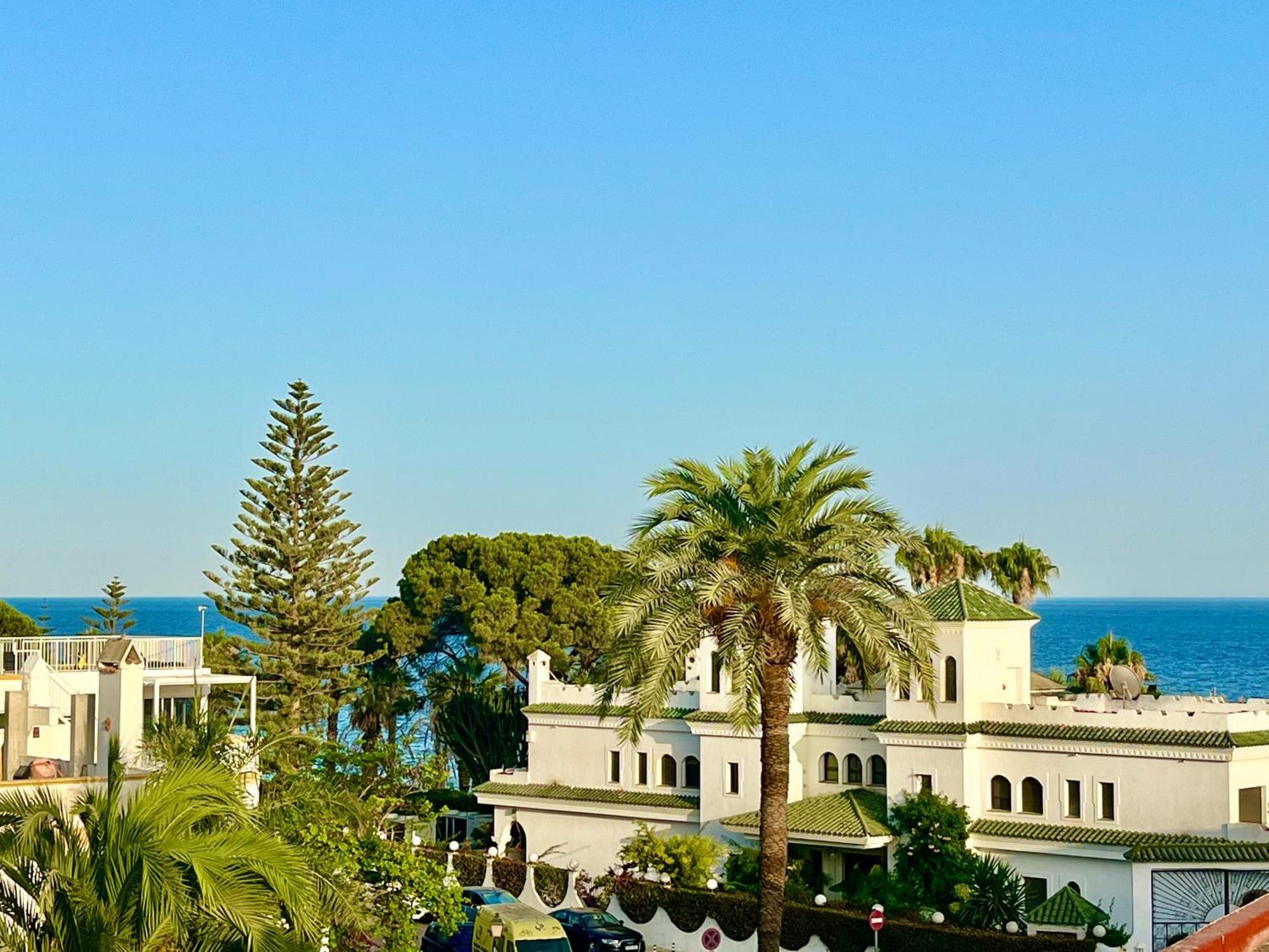 Hébergement de vacances Trocadero Beach, Tennis And Pool